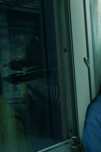 Nhà Ga Nuốt Chửng