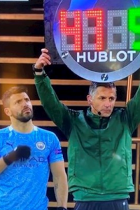 luật thay người trong bóng đá